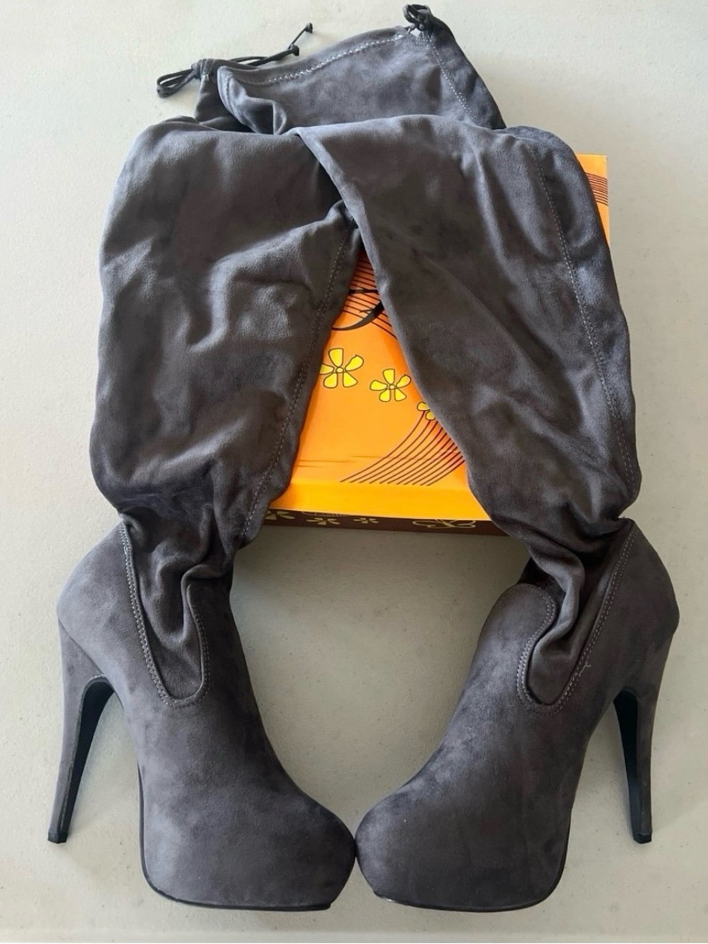 Women's Over-the-Knee High Heel Boots in Dark Gray Shoes Size 8